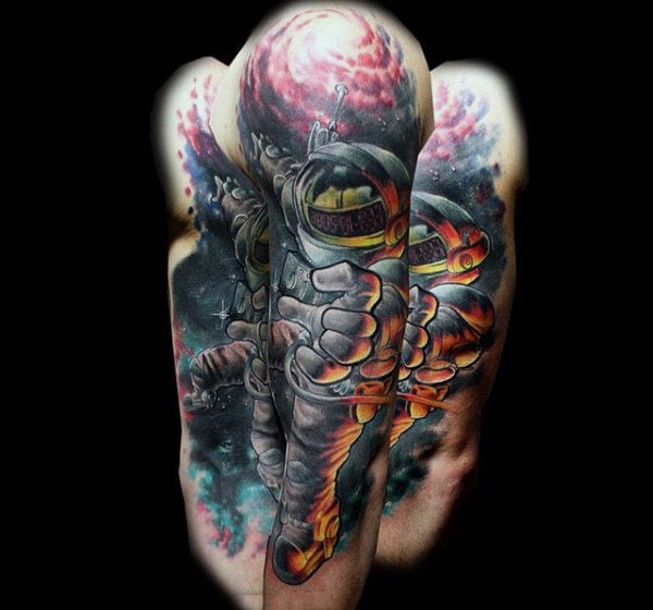 tatuaje astronauta astronomia 117
