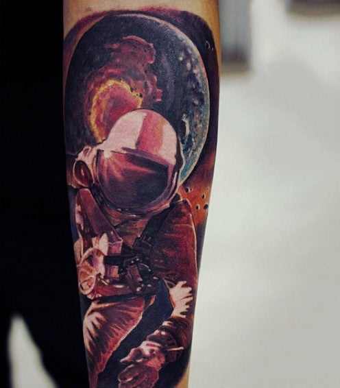 tatuaje astronauta astronomia 257
