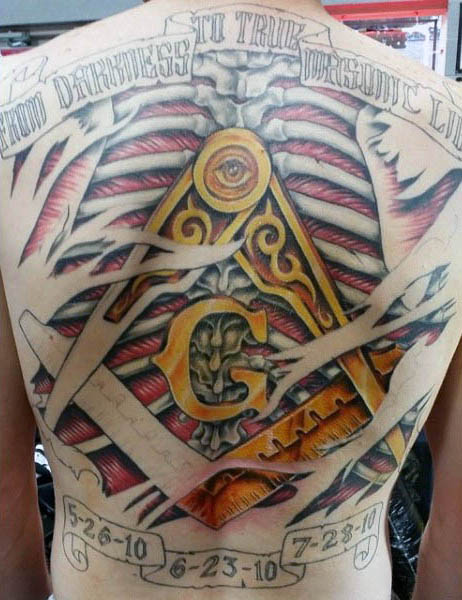 tatuaje masoneria 85