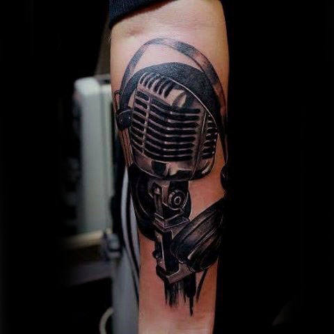 tatuaje microfono 129