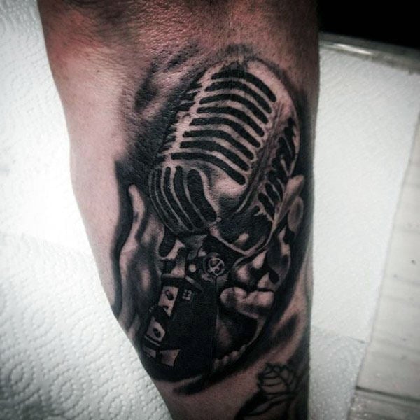 tatuaje microfono 65