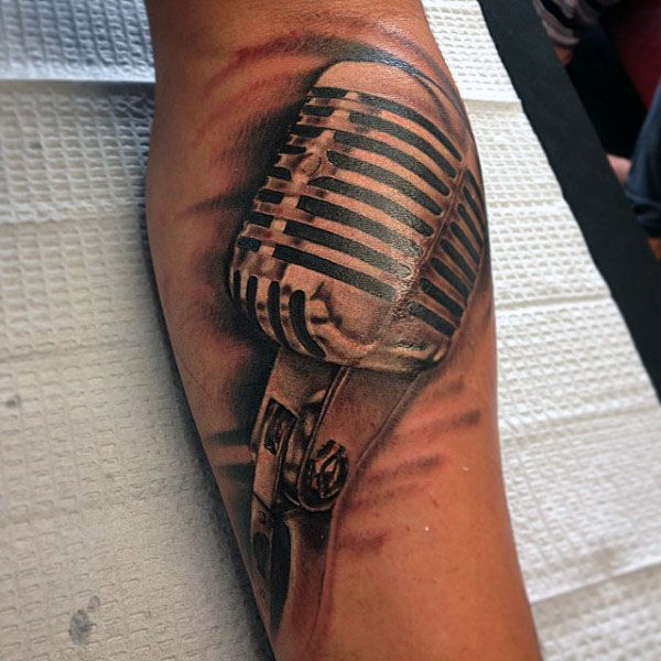 tatuaje microfono 73