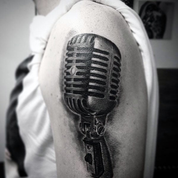 tatuaje microfono 97