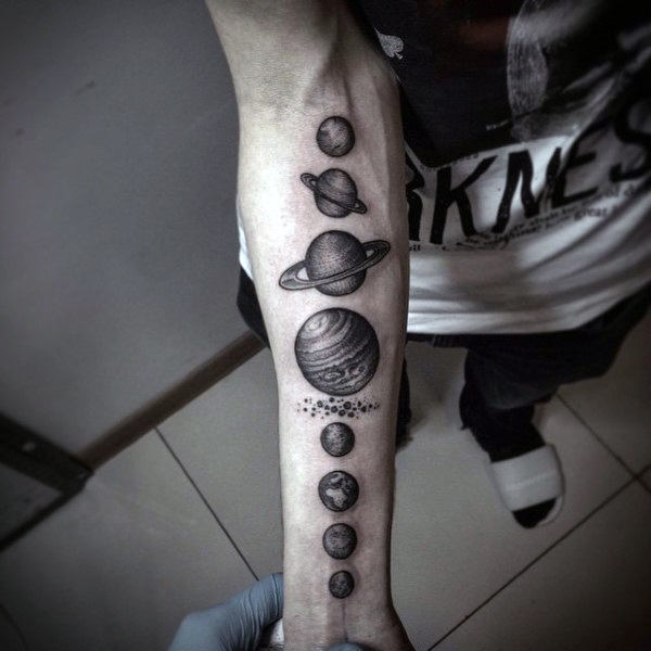tatuaje sistema solar 93