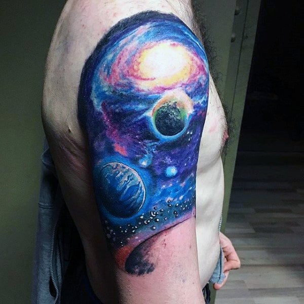 tatuaje universo 137