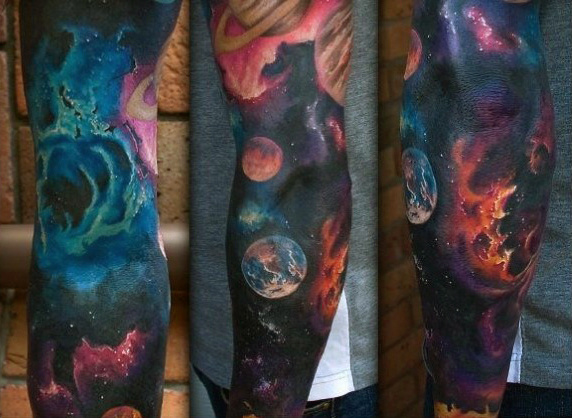tatuaje universo 69