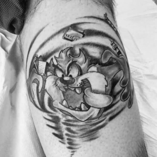tatuaje demonio tasmania 26
