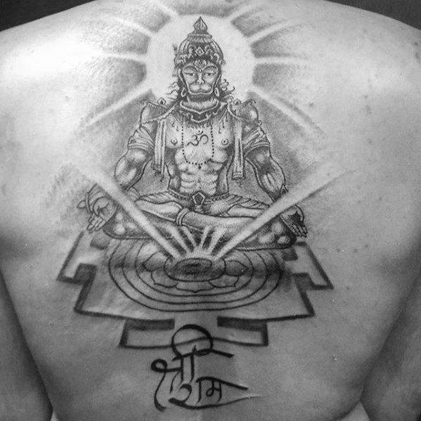 tatuaje dios januman 68