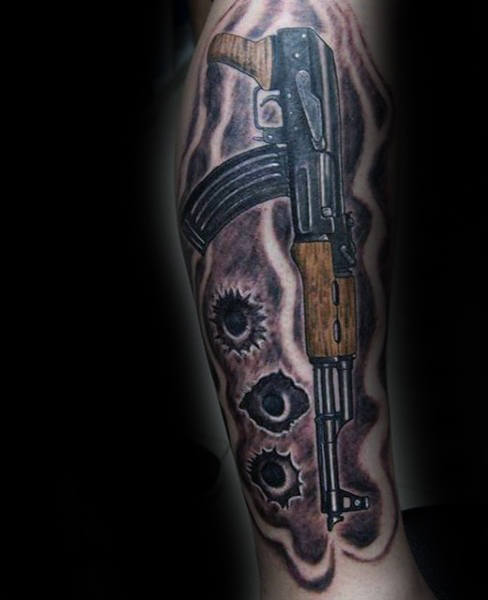 tatuaje arma ak47 49