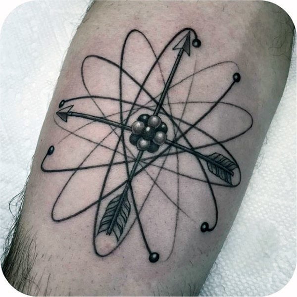 tatuaje atomo 49