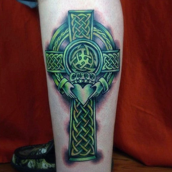 tatuaje cruz celta 145