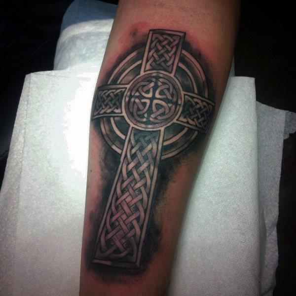 tatuaje cruz celta 213