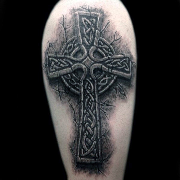 tatuaje cruz celta 221