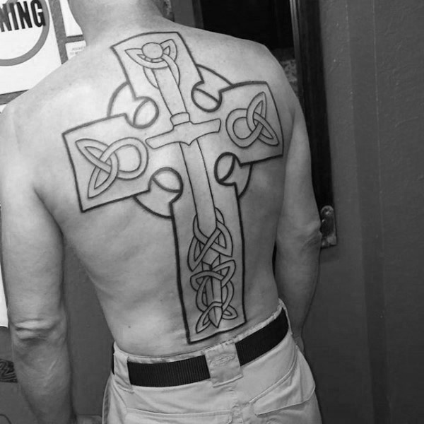 tatuaje cruz celta 237