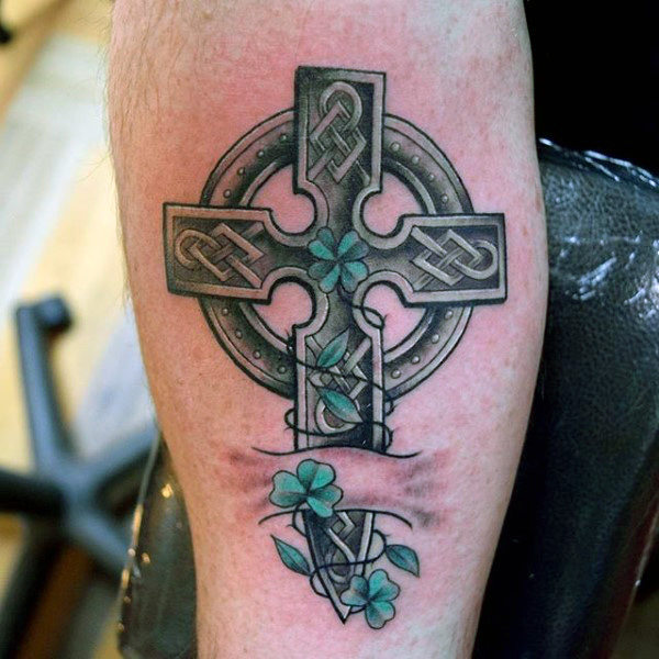 tatuaje cruz celta 245