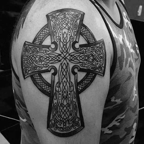 tatuaje cruz celta 281