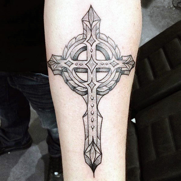tatuaje cruz celta 45