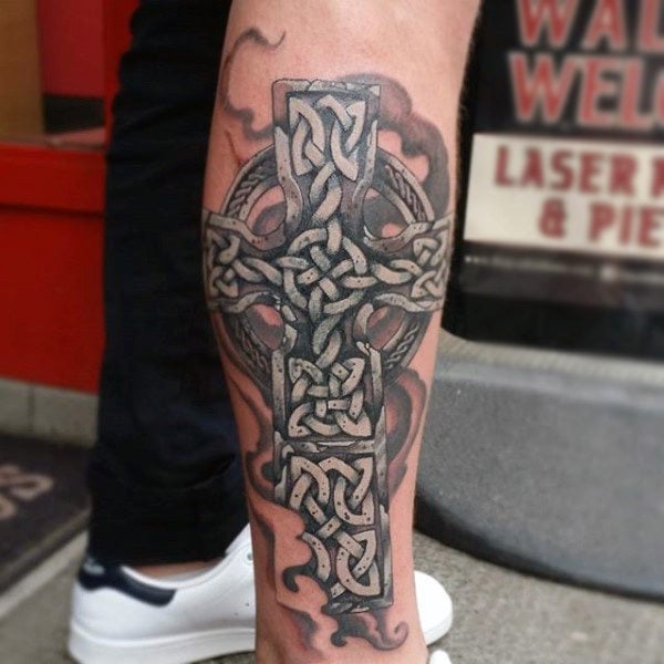 tatuaje cruz celta 73