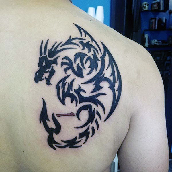 tatuaje dragon tribal 137