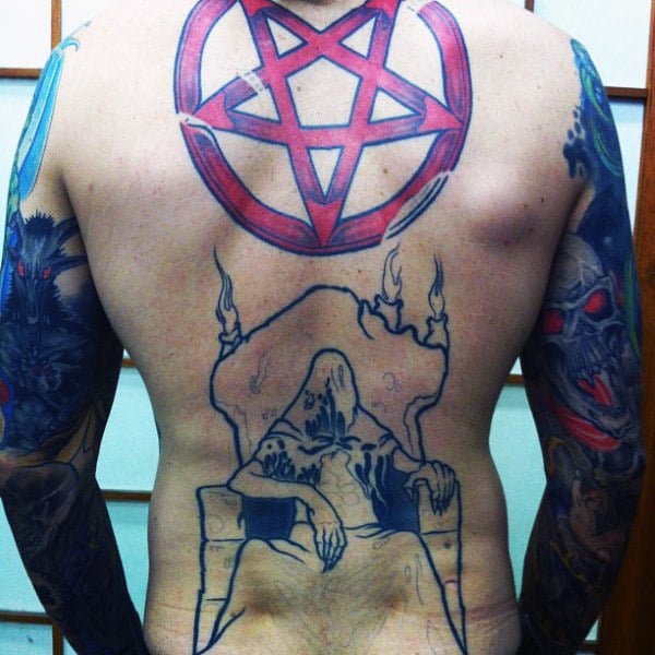 tatuaje estrella pentagrama 45