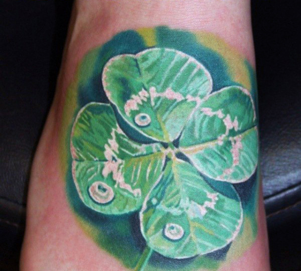 tatuaje trebol 4 hojas 153