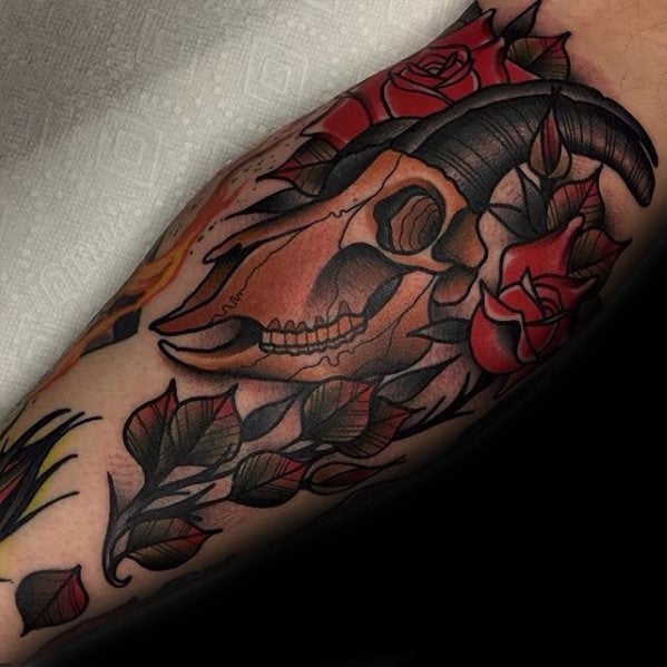 tatuaje calavera animal 74