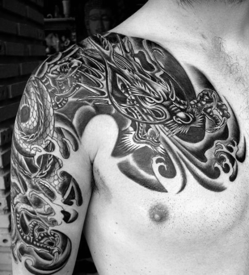 tatuaje dragon hombro 12