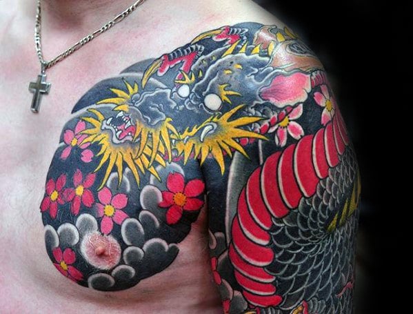 tatuaje dragon hombro 22