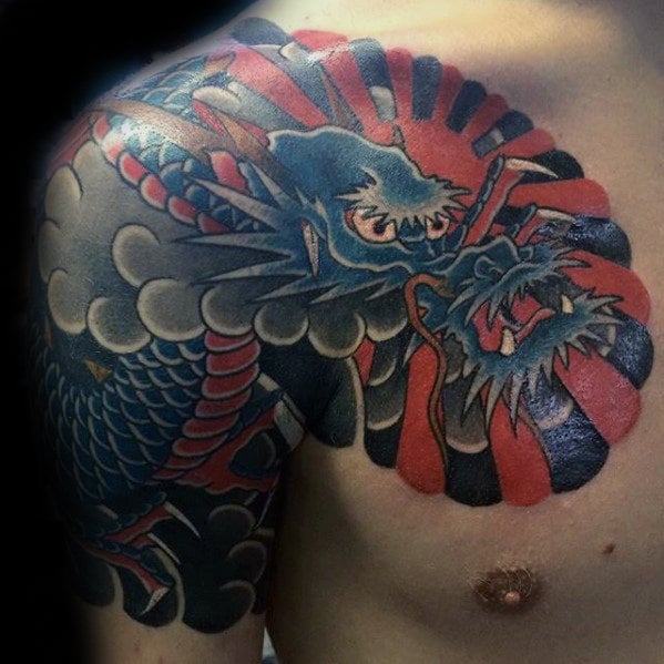 tatuaje dragon hombro 60