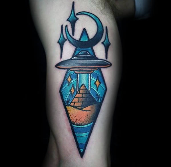 tatuaje nave espacial 36