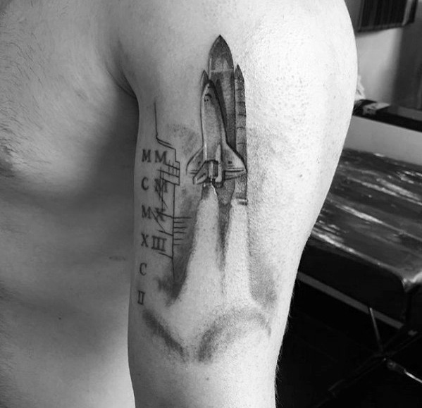 tatuaje nave espacial 38