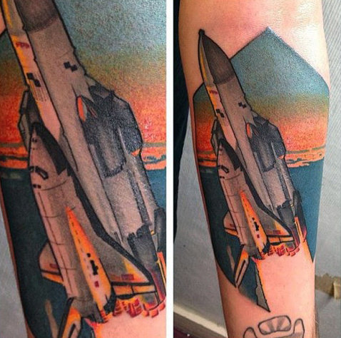 tatuaje nave espacial 56