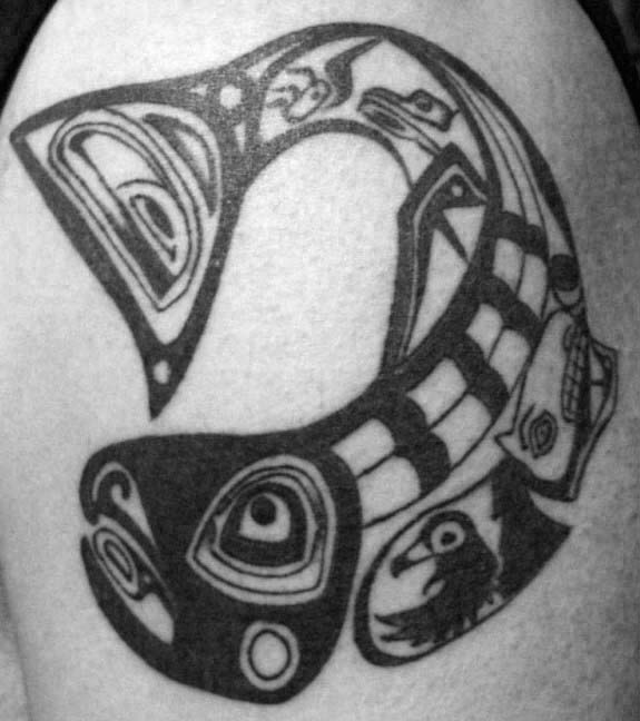 tatuaje pez tribal 54