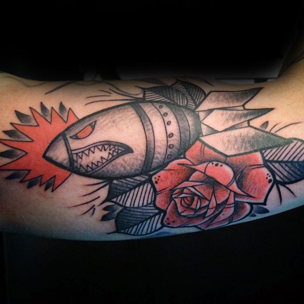 tatuaje bomba 61