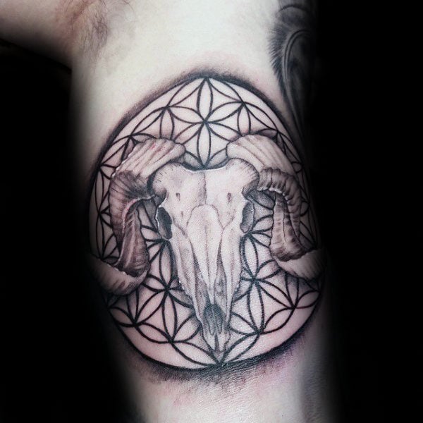 tatuaje carnero 124