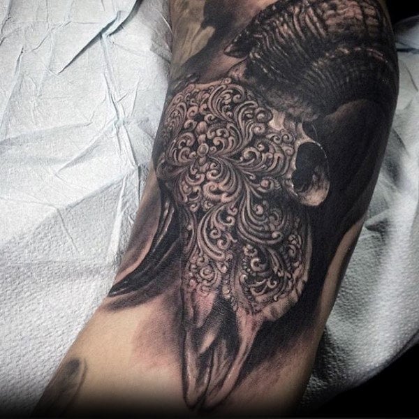 tatuaje carnero 16
