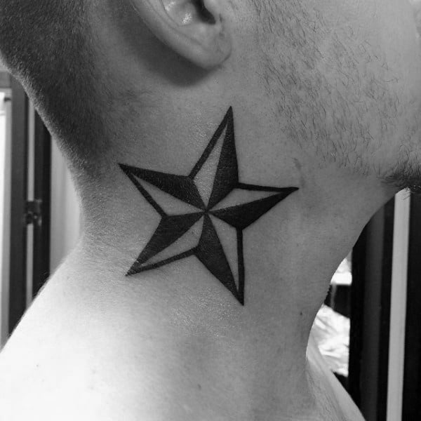 tatuaje estrella nautica 82