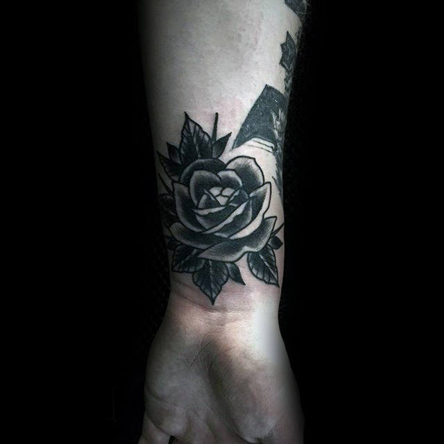 tatuaje rosa negra 214