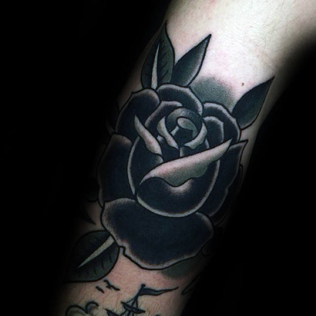 tatuaje rosa negra 43
