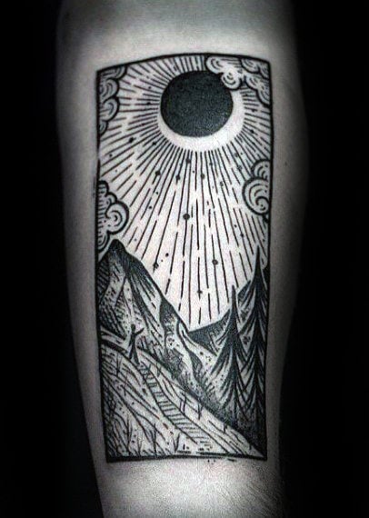 tatuaje sol naciente 139