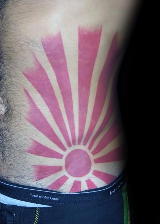 tatuaje sol naciente 85