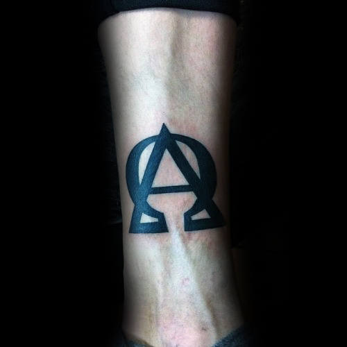 tatuaje alfa omega 17
