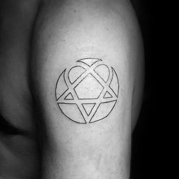 tatuaje pentagrama invertido 17