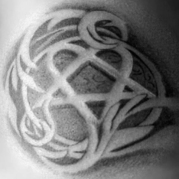tatuaje pentagrama invertido 49