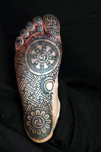 tatuaje rueda dharma 05