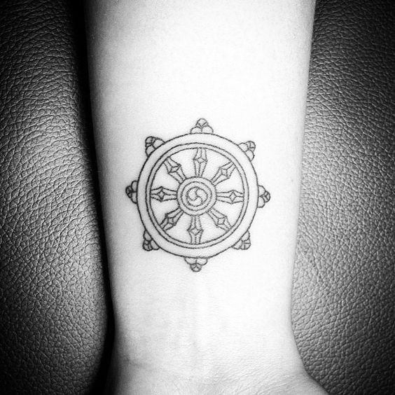 tatuaje rueda dharma 53