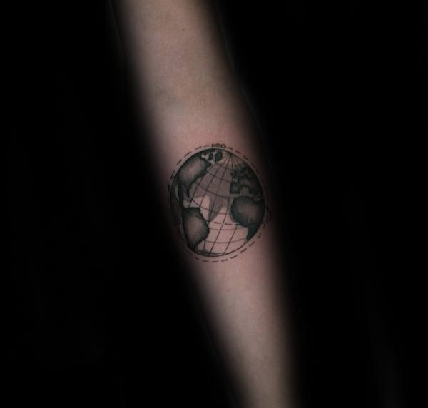 tatuaje bola mundo globo terraqueo 119