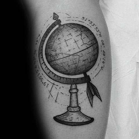 tatuaje bola mundo globo terraqueo 33