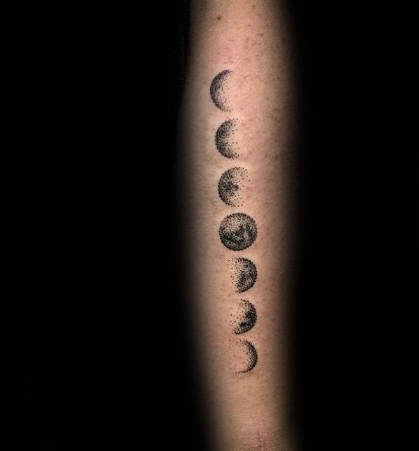 tatuaje fases luna 15