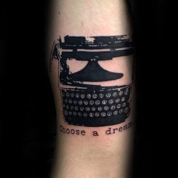 tatuaje maquina de escribir 91